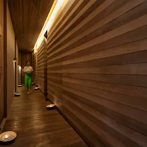 4* Ośrodek wypoczynkowy Club By Haadtien
